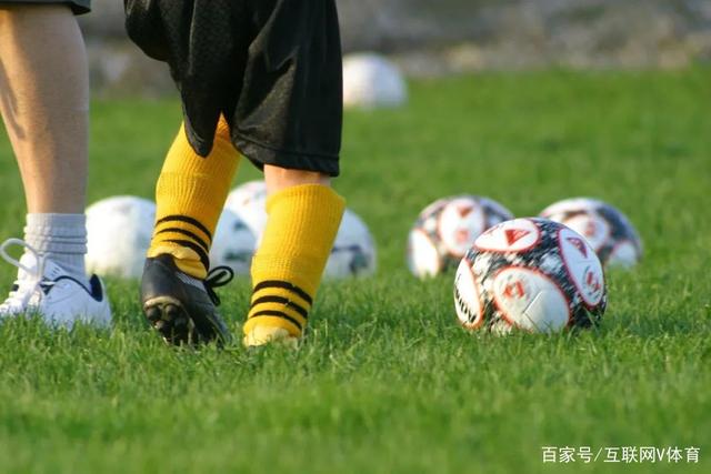 穆西亚拉满场表现出色，奥利塞拒绝媒体采访